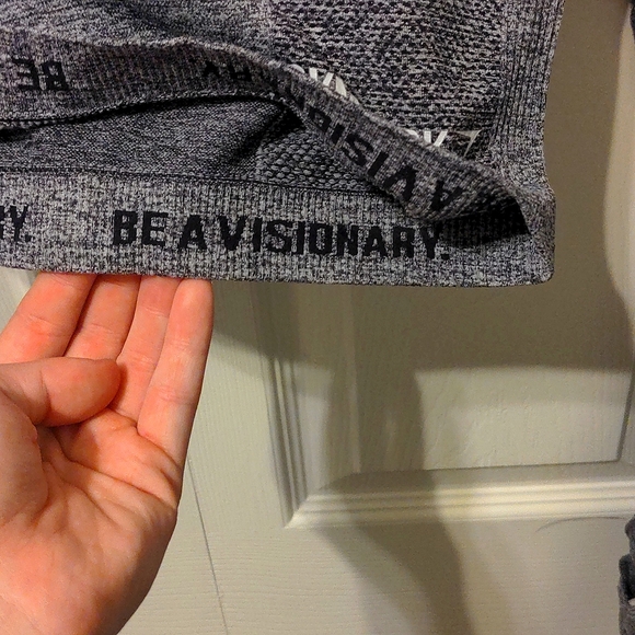 Gymshark Adapt Ombre Seamless Long Sleeve Crop Top - Picture 3 of 5